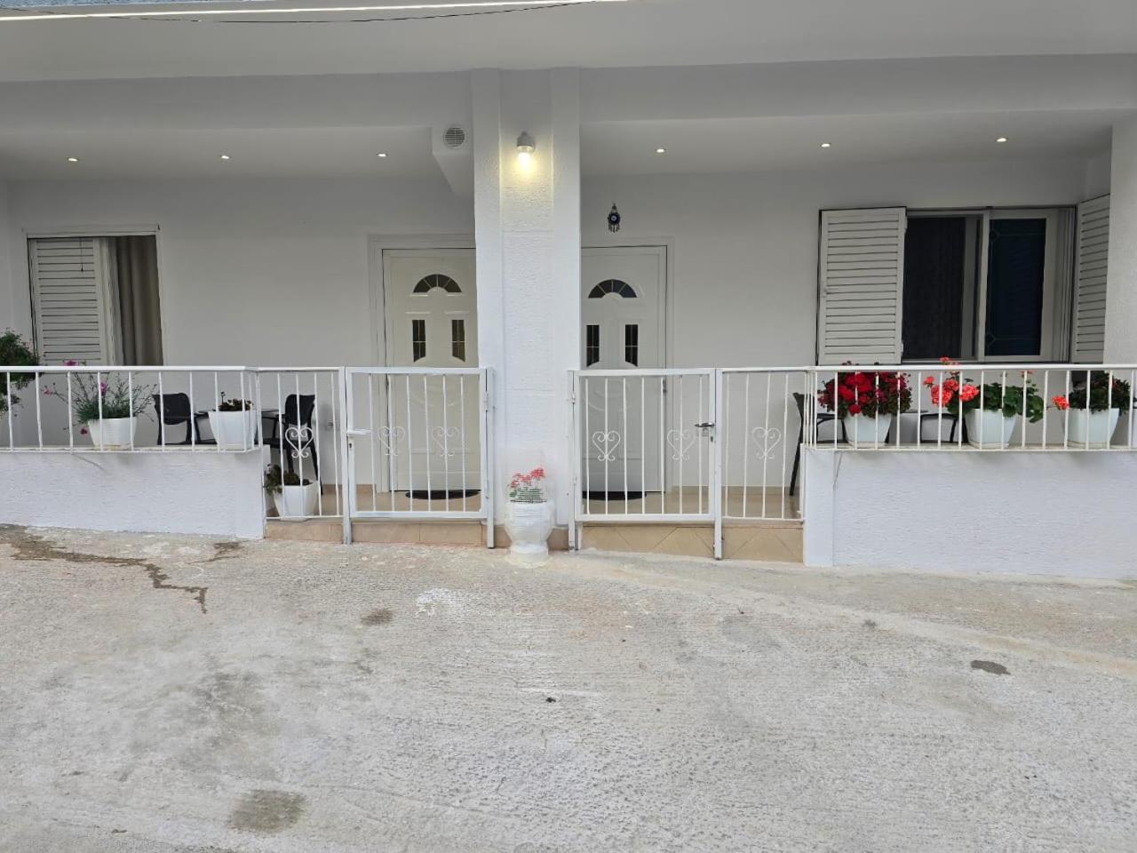 Aila Apartment Sarandë Exteriér fotografie