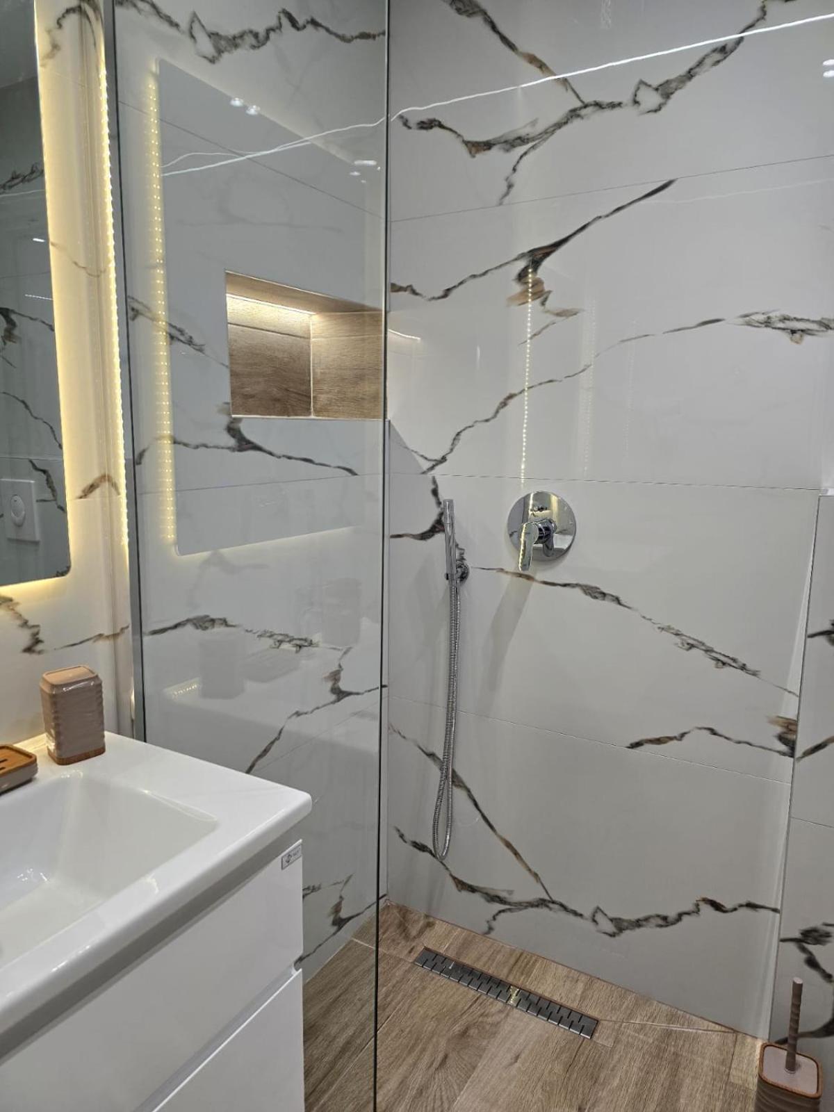 Aila Apartment Sarandë Exteriér fotografie